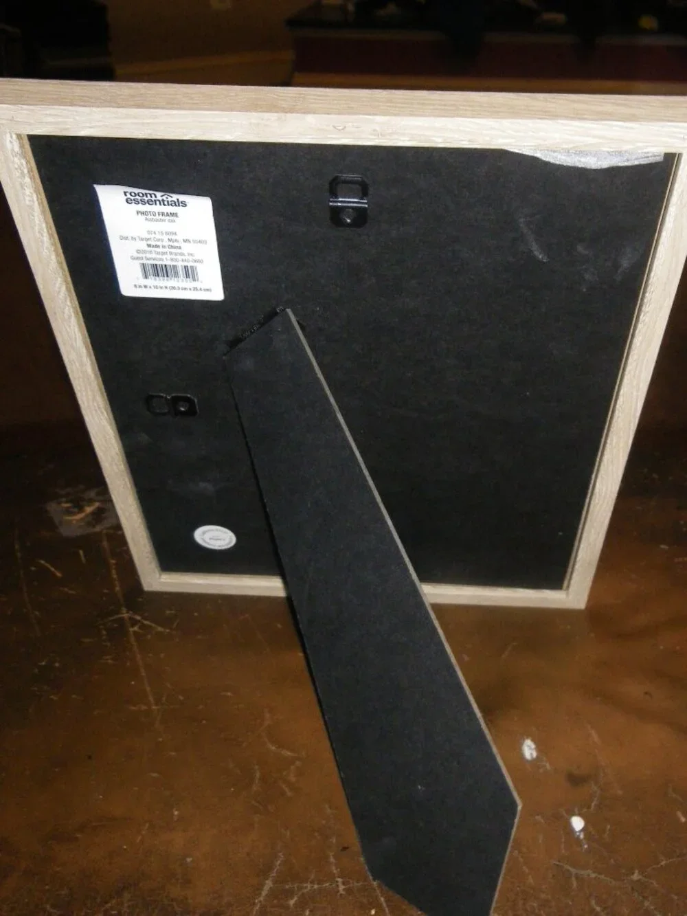 Minimalist Wooden Frame For 8” x 10” Photograph
